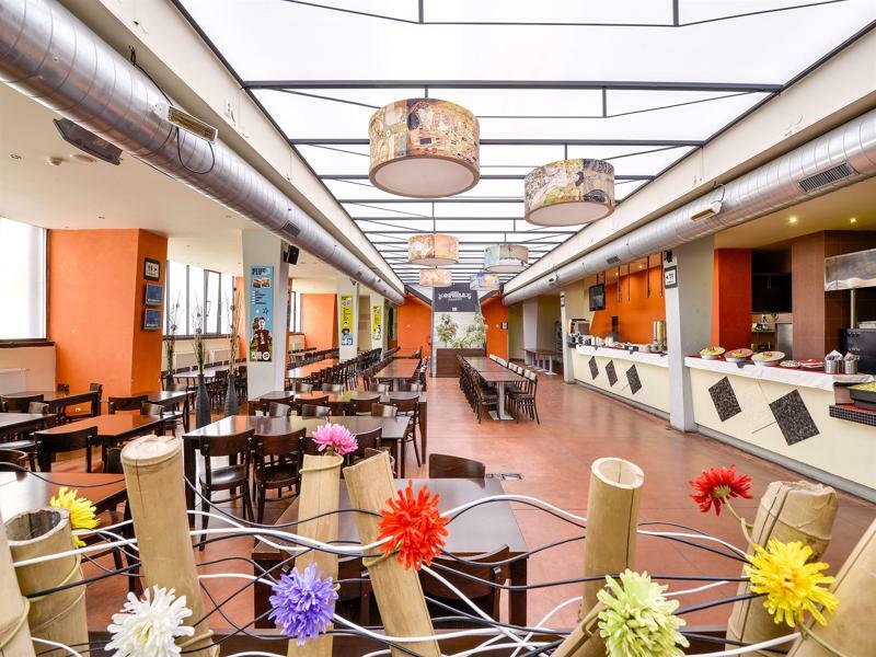Plus Prague Hostel Экстерьер фото